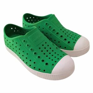 Native Jefferson Slip-On Water Shoes Sneakers Green Kids Size C12 Summer Casual